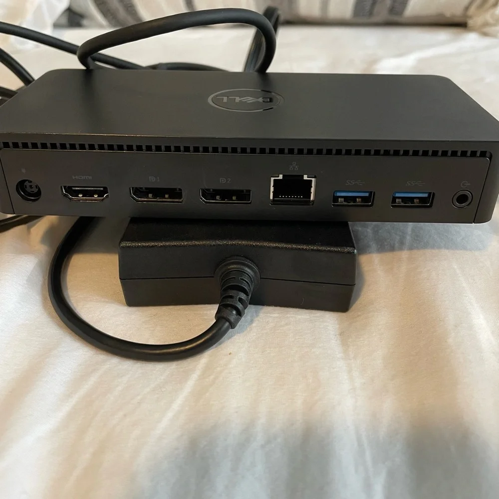 Dell Docking Station D6000